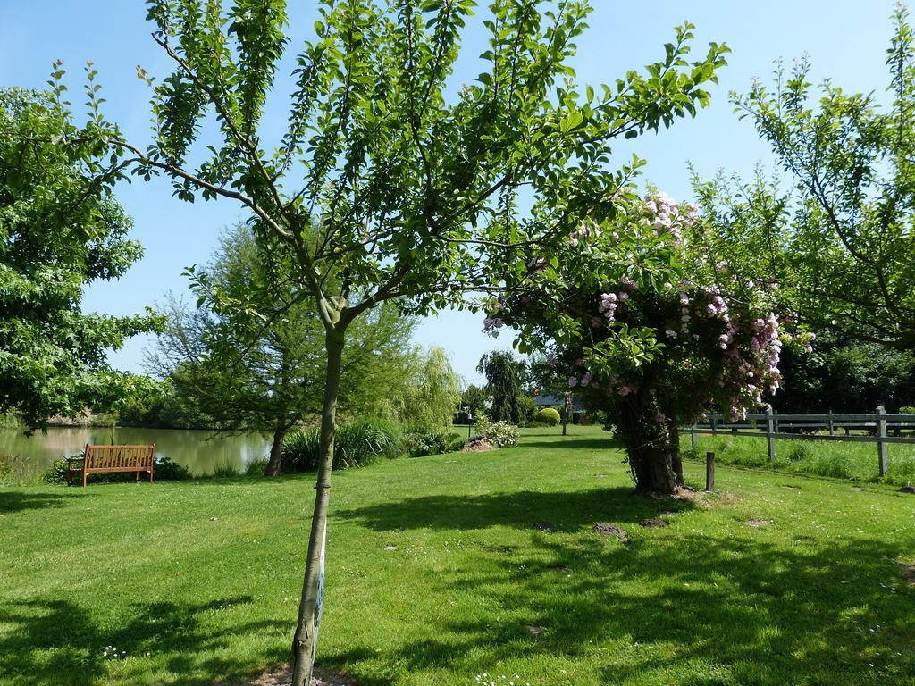 Villa Les Guedrils Genêts Zimmer foto